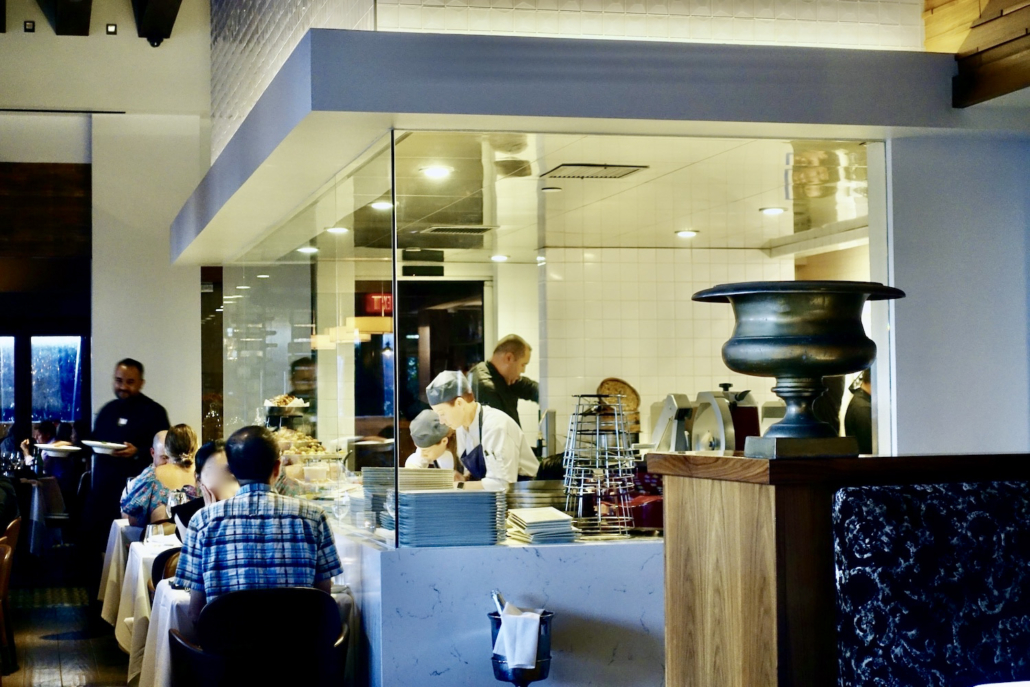 Restaurant Marché Moderne Newport Beach California USA - American southwest in style